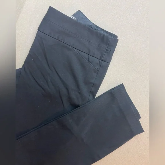 Express Black Women’s Professional Editor Pants - Picture 2 of 6